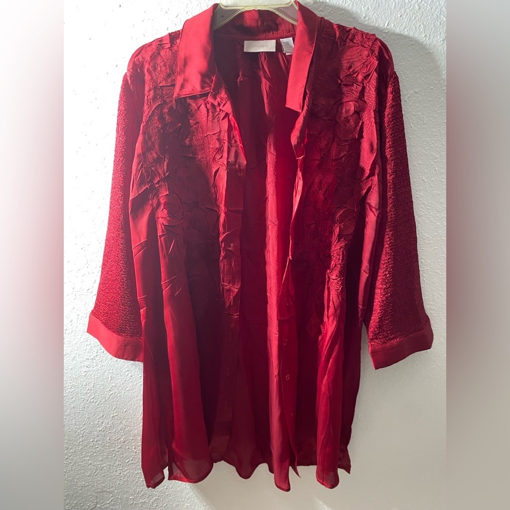 Chico’s red button down silky crinkle fabric, Christmas party ready!